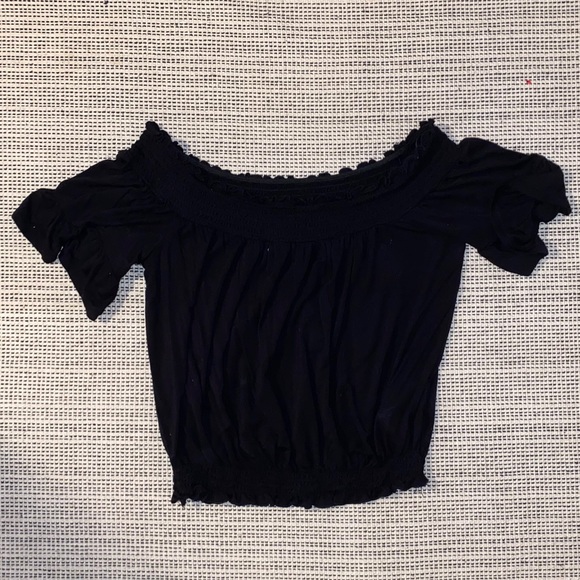2/$30 Forever 21 Crop - Picture 3 of 4